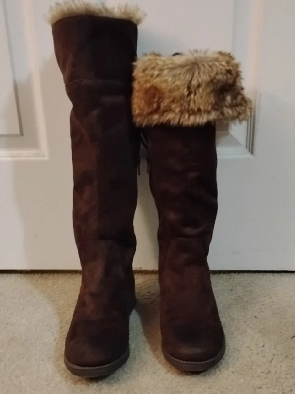 Tall Brown Suede Boots w/ Faux Fur Trim Lace Up Backs W/ Zipper On Side Women's